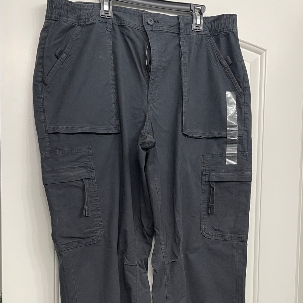 Women’s American Eagle Baggy Jogger- BRAND NEW WITH TAGS